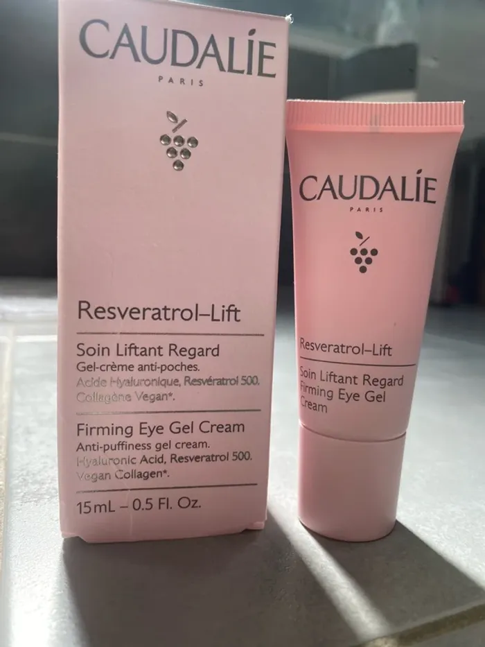Soin liftant regard Resveratrol-Lift - Caudalie - photo numéro 2
