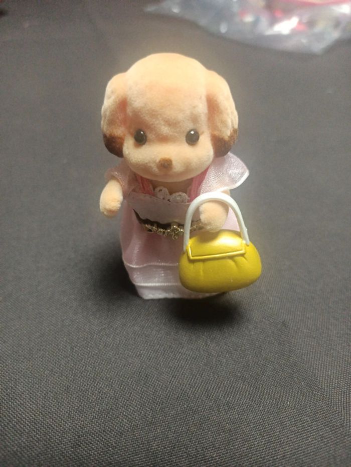 Sylvanian families "la grande sœur caniche"