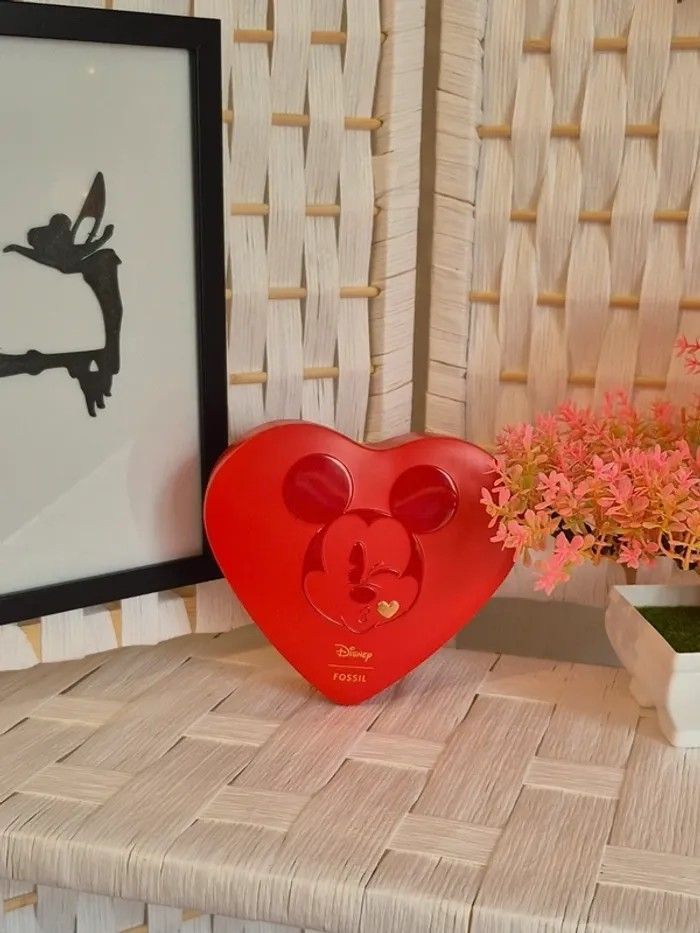 💕jolie boucles d'oreilles minnie Disney édition spéciale fossil💕 - photo numéro 8