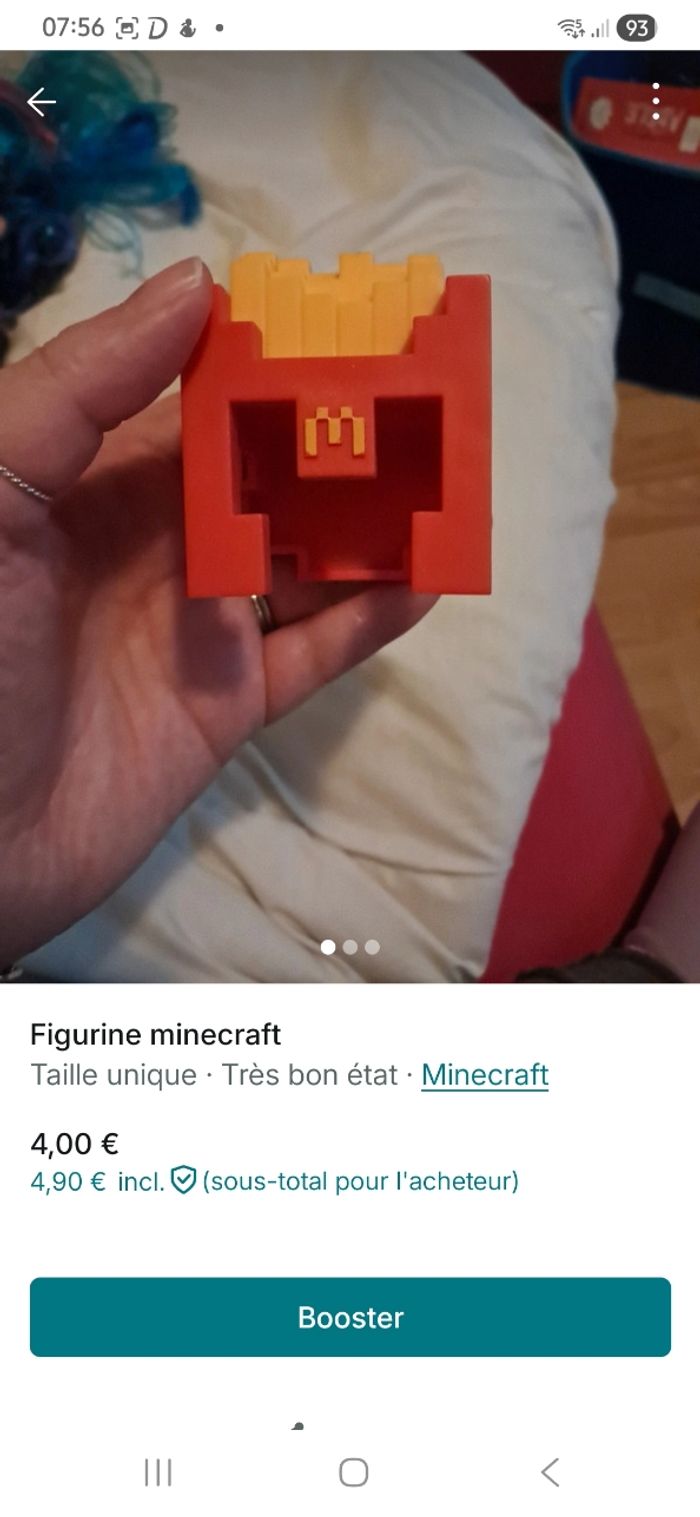 Figurine minecraft rouge