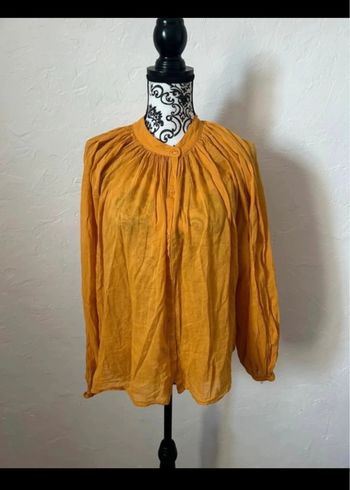 Très belle chemise jaune 🥰 taille 42 de chez H&M