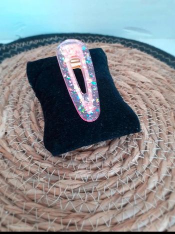 Barrette cheveux  rose  pailletée  n°18