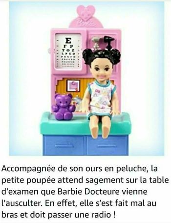 BARBIE DOCTEUR PEDIATRE NEUF