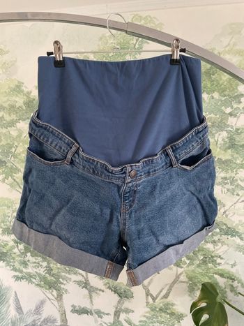 Short de grossesse 