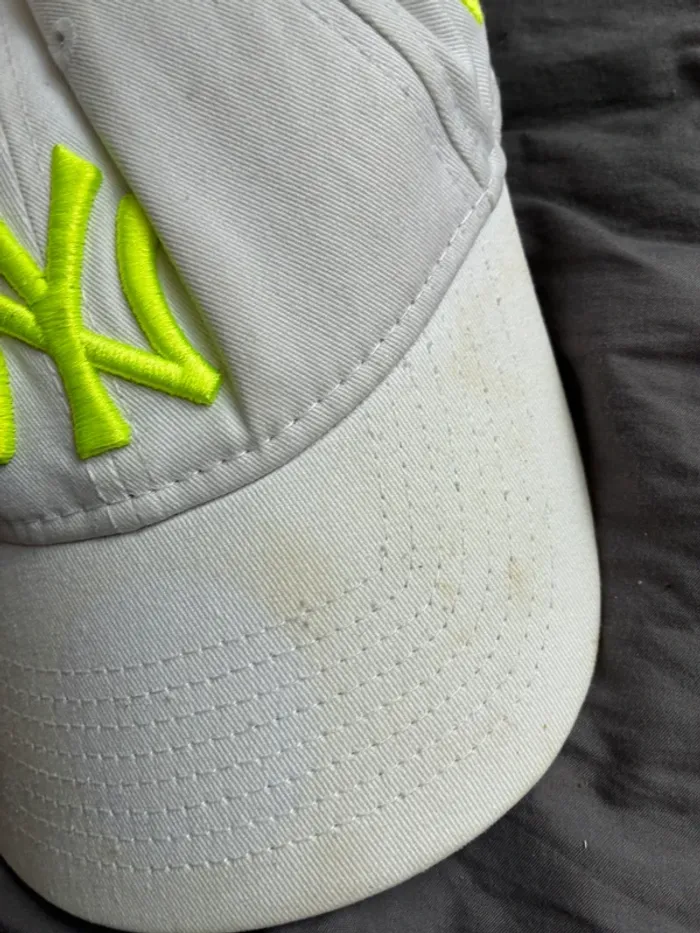 Casquette blanche - photo numéro 3