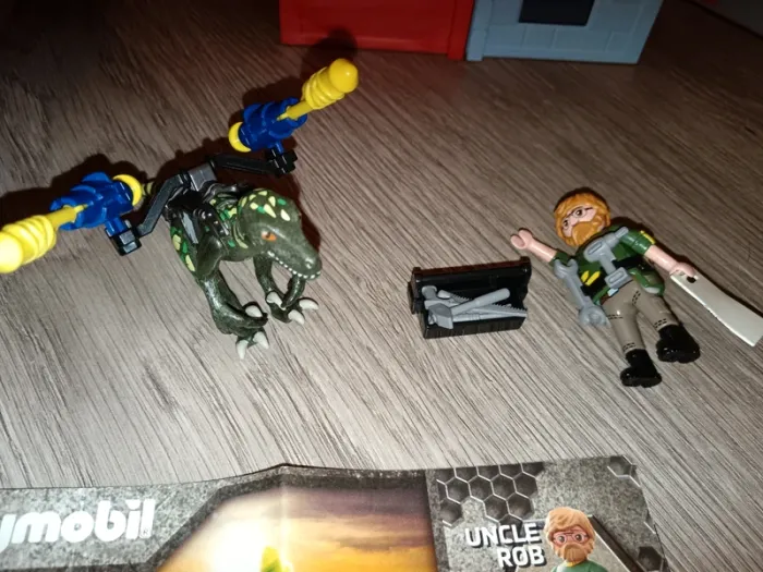 PlayMobil dino
