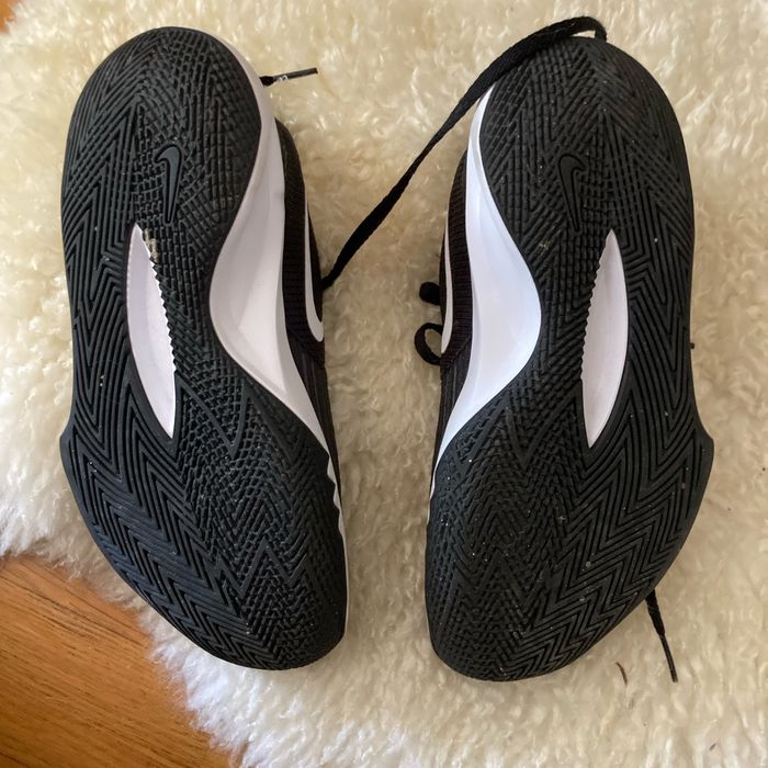 Baskets nike 36,5 - photo numéro 7