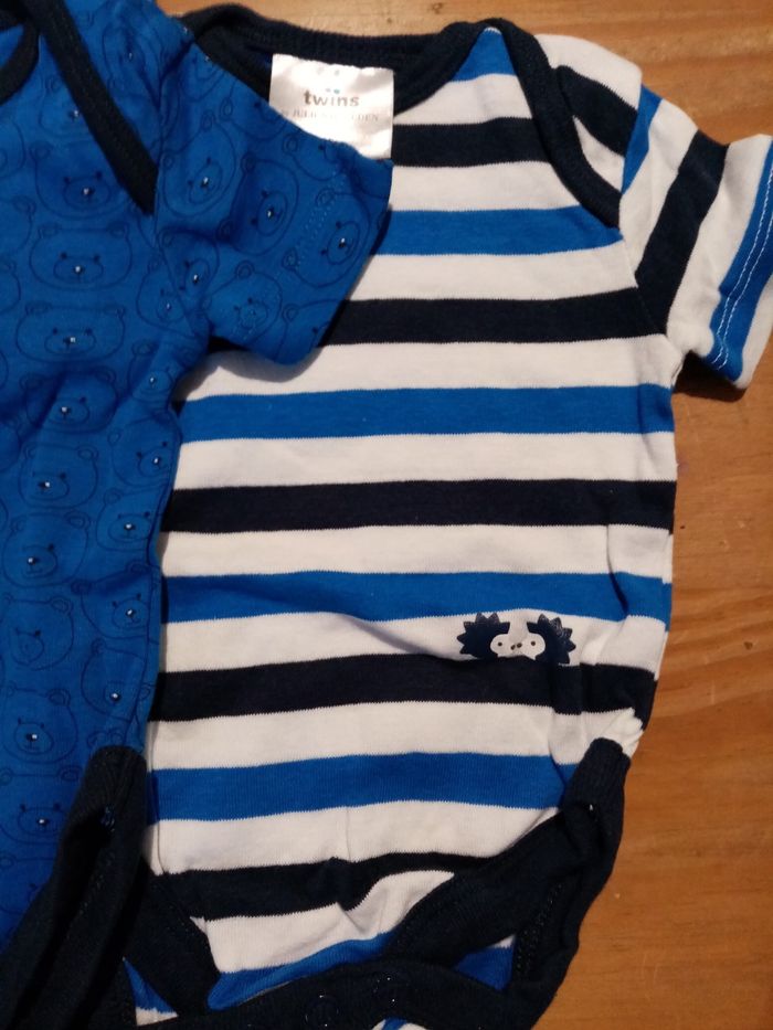 Lot 5 bodies garçon 56 cm - photo numéro 5