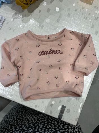 Pull fille 1 mois