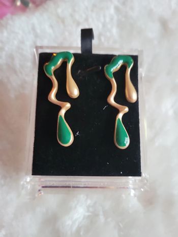 Boucles d oreilles 👂 gouttes vertes