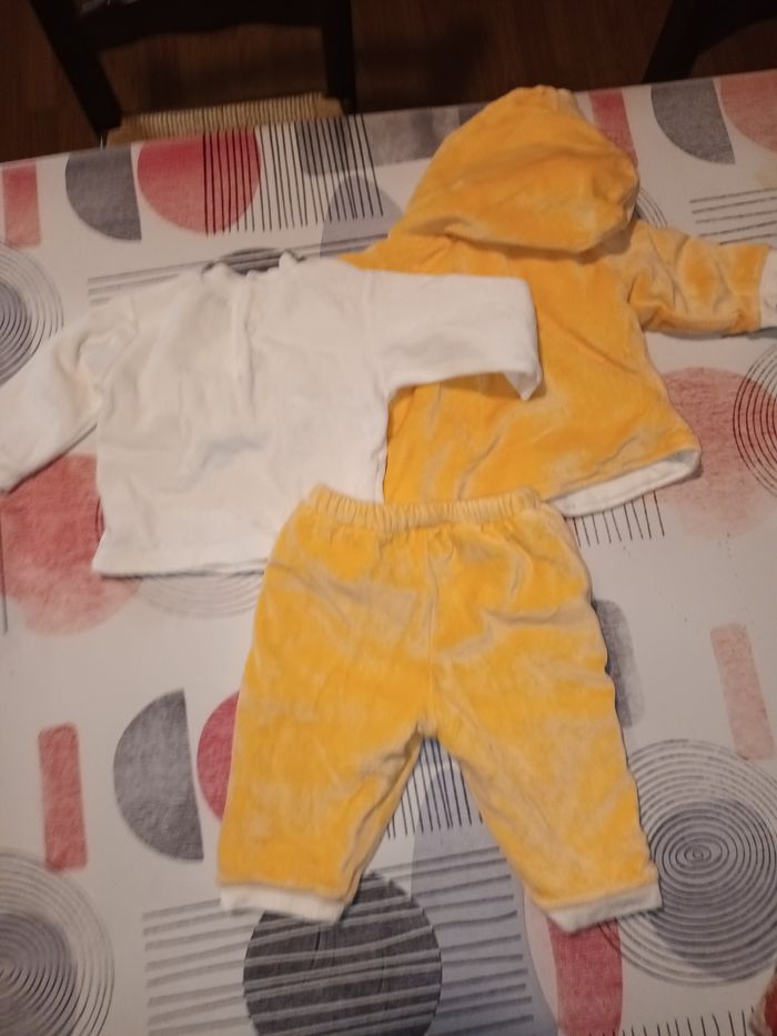 Tenue ensemble très chaud Taille 6 mois - photo numéro 4