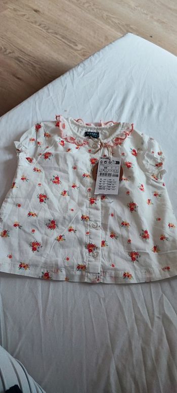 Chemise kiabi neuf taille 6 mois