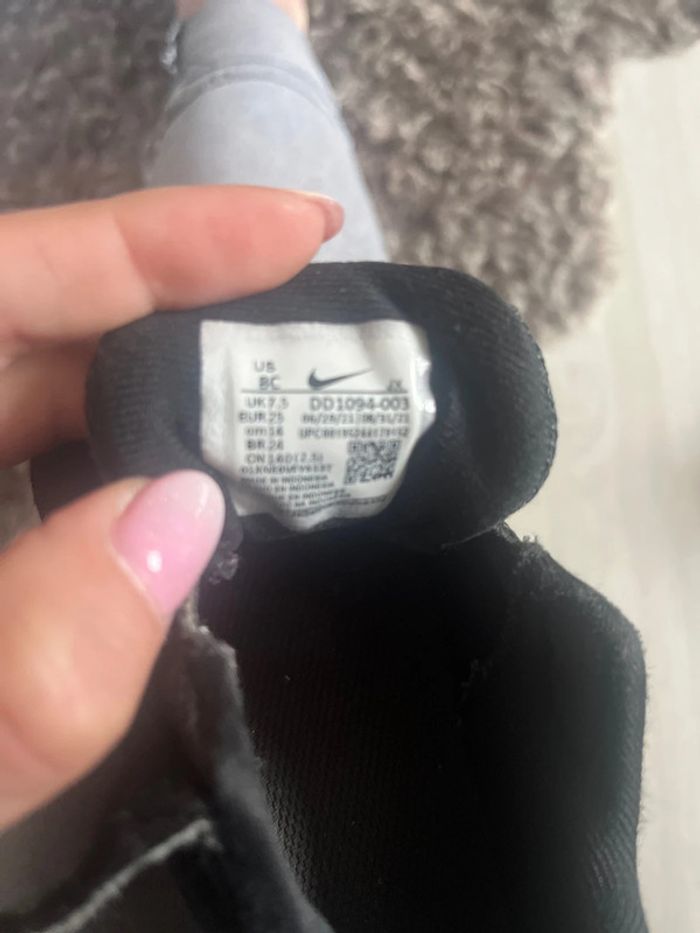 Nike p:25 - photo numéro 4