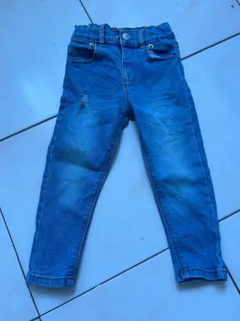 Jean 12/18 mois Primark