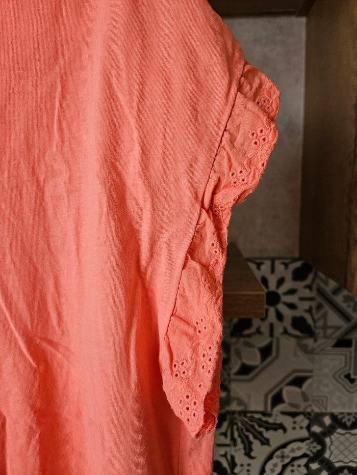 Tee-shirt manches dentelle - photo numéro 2