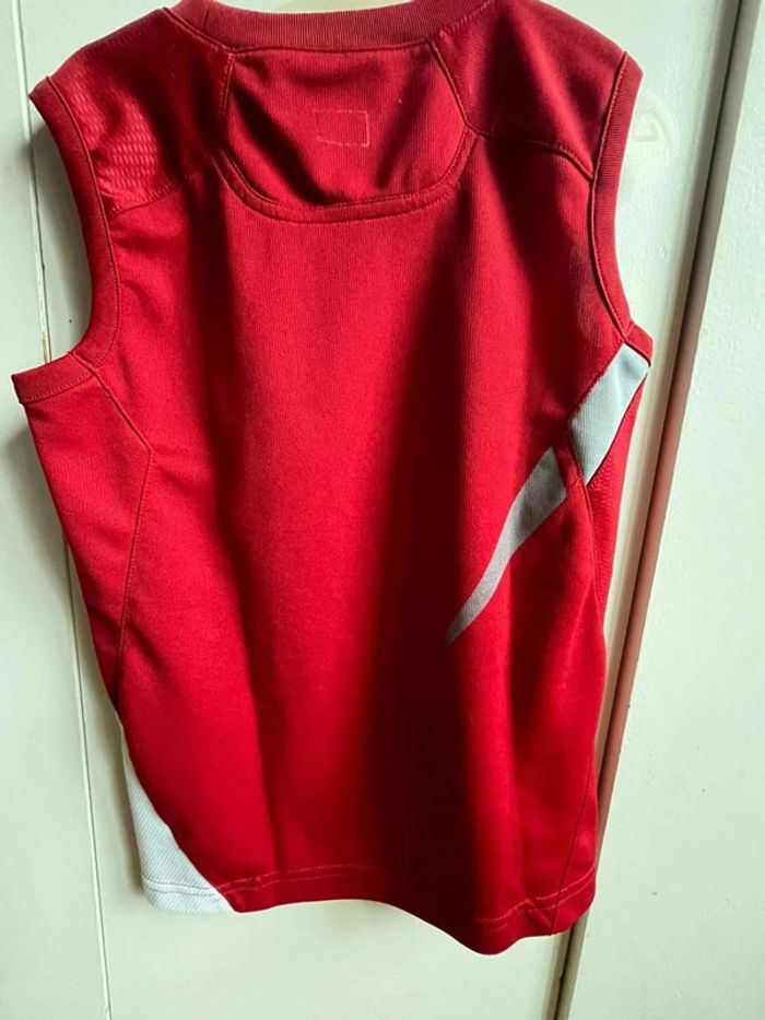 Débardeur Umbro rouge - photo numéro 2