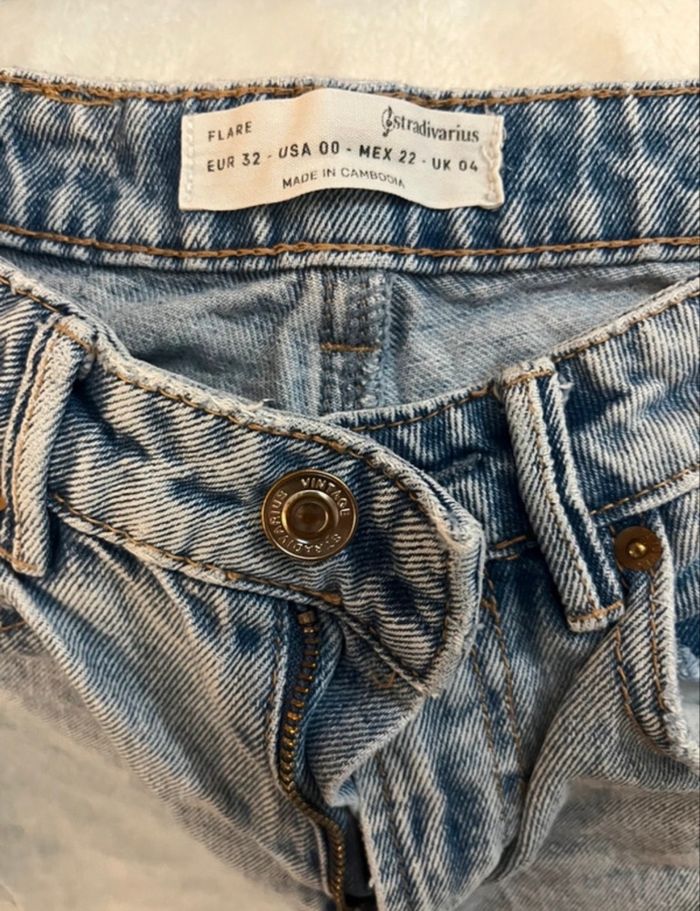 Jeans stradivarius taille 32 - photo numéro 4