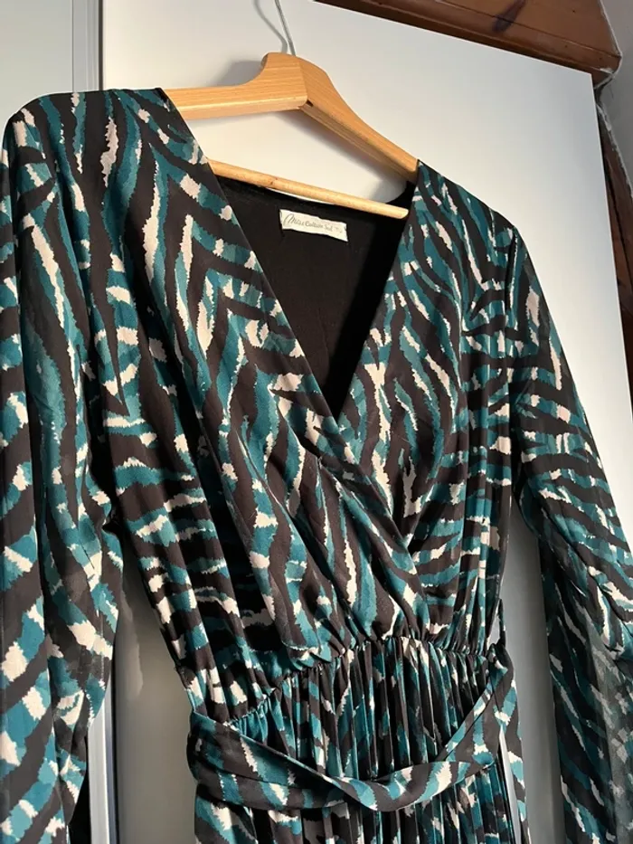 Robe verte à motif tendance - photo numéro 2