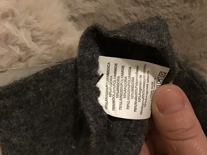 Paire de gant en laine 70% et angora 10% gris avec strass taille 7 (0124) - photo numéro 3