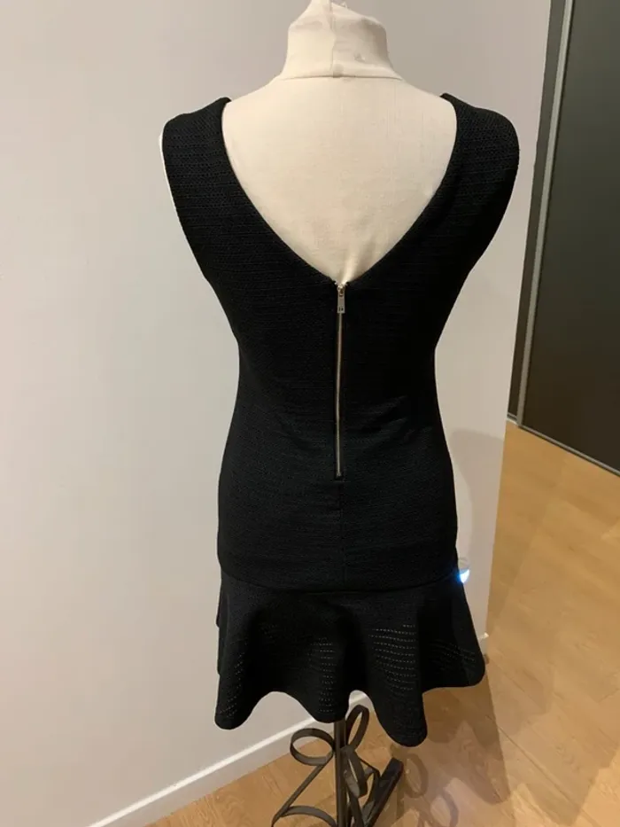 Superbe Robe noire chic 🌸 M 38 - photo numéro 4