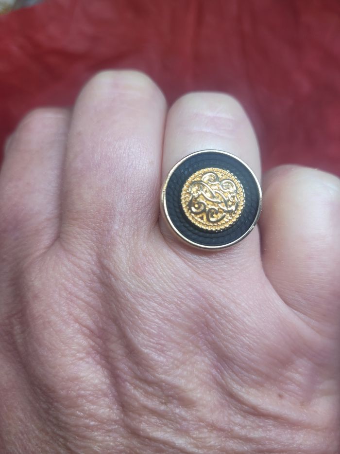 Bague ajustable upcyclé avec un joli bouton - photo numéro 1