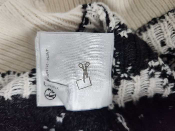 Pull Disney Mickey & Friends blanc et noir - Taille M - photo numéro 10