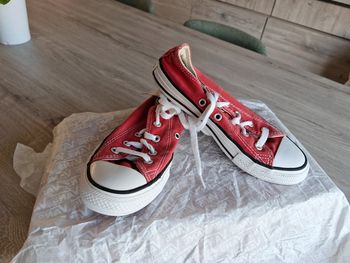 Converse rouge