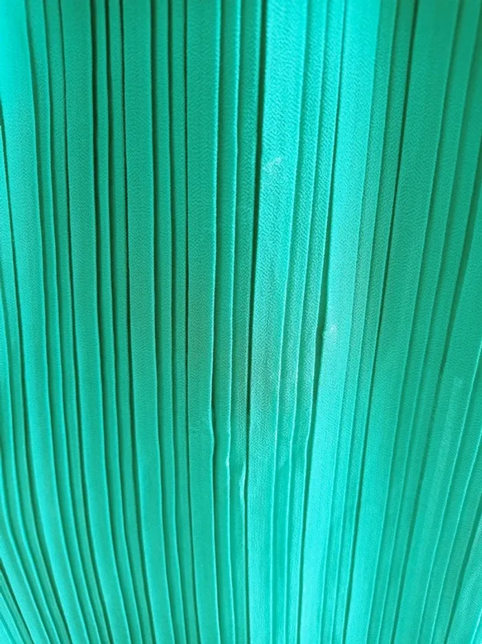 Robe verte bustier longue plissée avec attache cou T.M Charlior - photo numéro 4