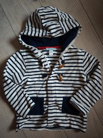 Gilet a capuche 24 mois 86cm