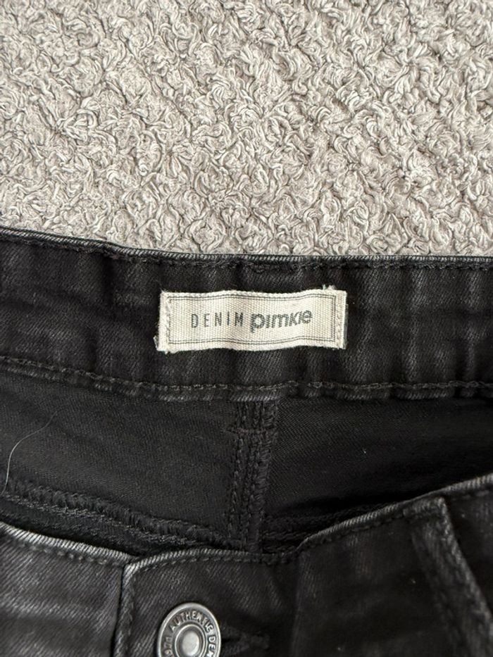 Short en jeans noir (40) - photo numéro 3