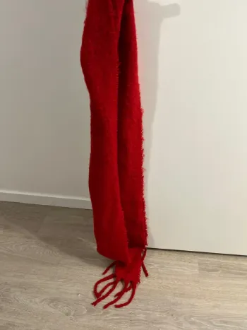 Écharpe rouge
