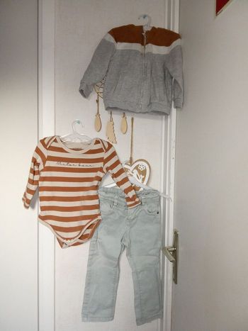 Lot de vêtements hiver garçon 18 mois Verbaudet, gilet, body, jean