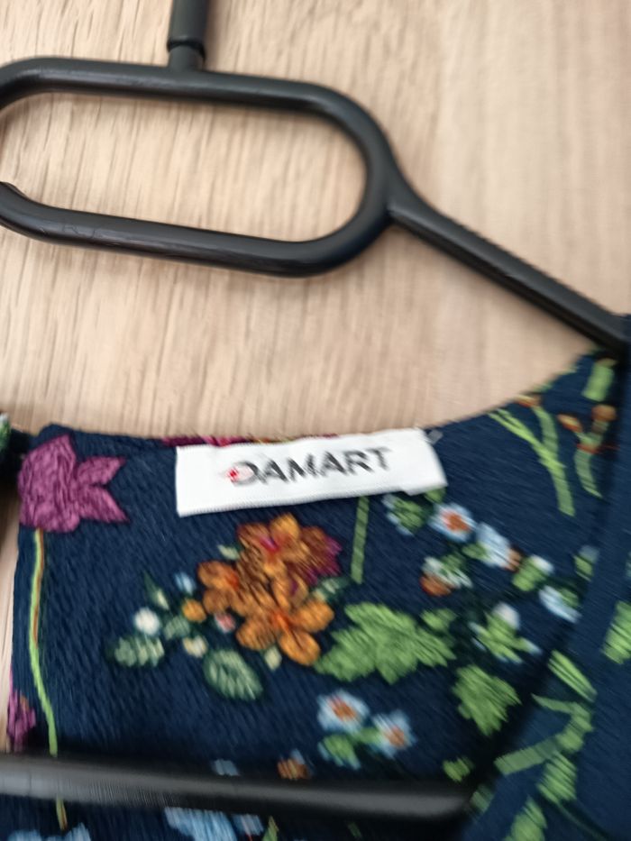 Blouse bleu marine fleuri Damart - Taille S 36 - photo numéro 8