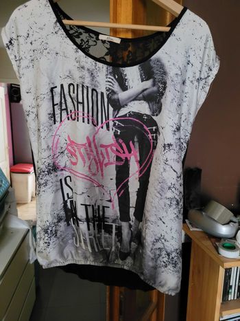 T-shirt dentelle haut du dos mim taille m