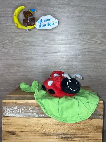NAD25 doudou coccinelle 🐞 natures et découvertes