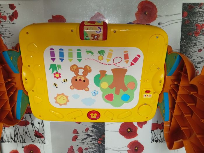 Mon bureau d'activité bilingue Vtech - photo numéro 2