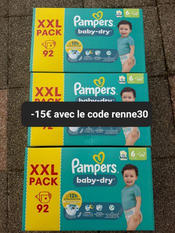 Trois cartons de couches xxl taille 6 normal