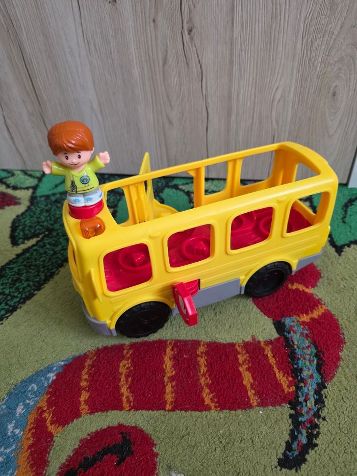 BUS SCOLAIRE FISHER PRICE LITTLE PEOPLE AVEC 2 FIGURINES - photo numéro 6