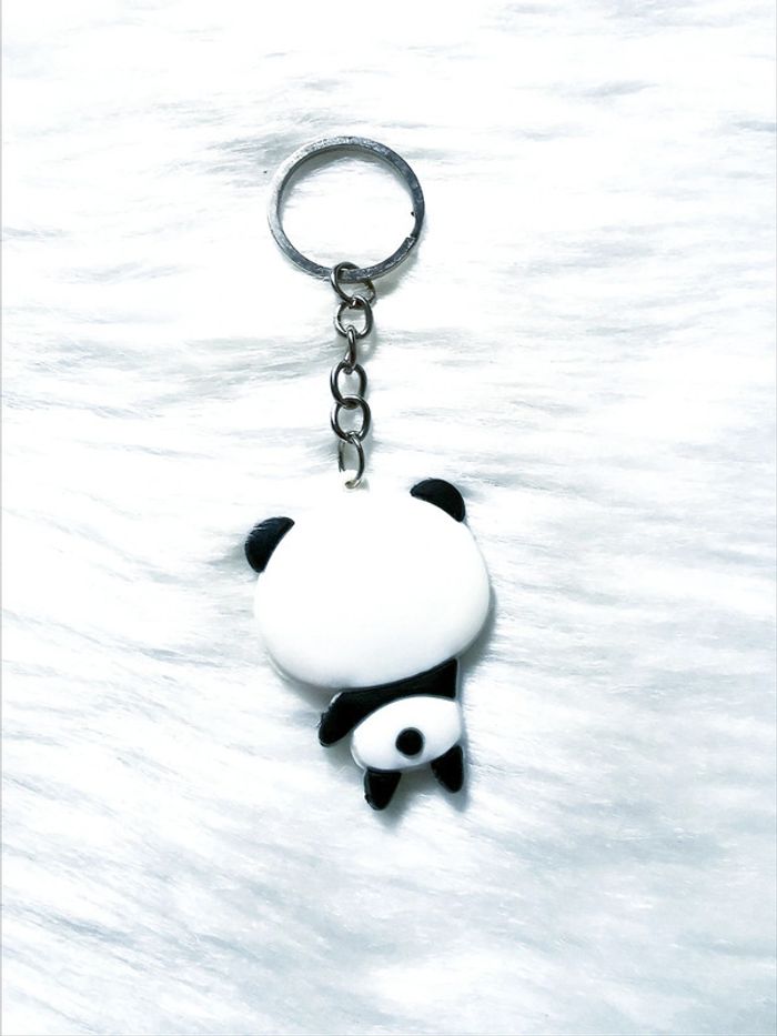 Porte clé panda 🖤 - photo numéro 2