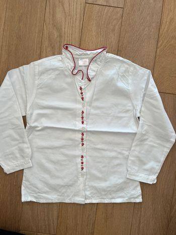 Chemise blanche brodée main taille 6 ans fille très bon état