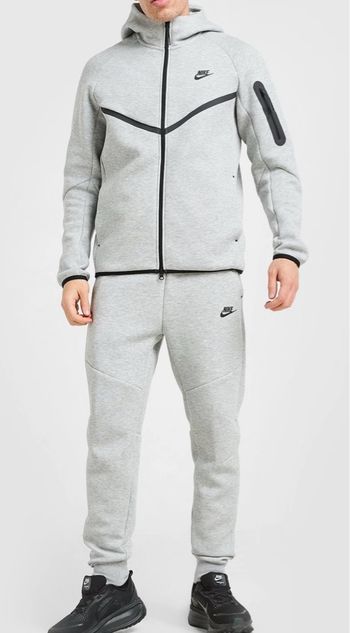 Ensemble Survêtement Nike Tech « Maduro »