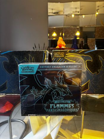 Coffret pokémon ETB flamme fantasmagorique