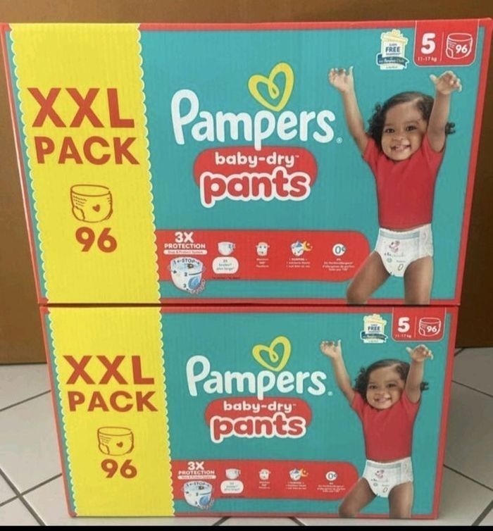 Lot de 2 cartons pampers pants taille 5