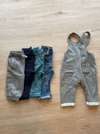 Lot pantalons et salopette garçon 12 mois
