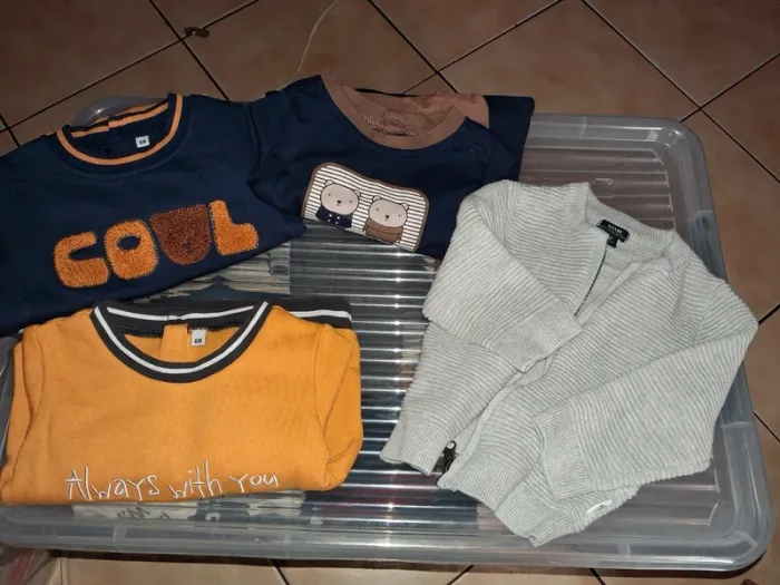 Lot vêtements bébé 6mois - photo numéro 3