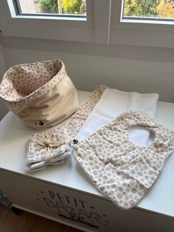Lot produits en tissus pour bébé