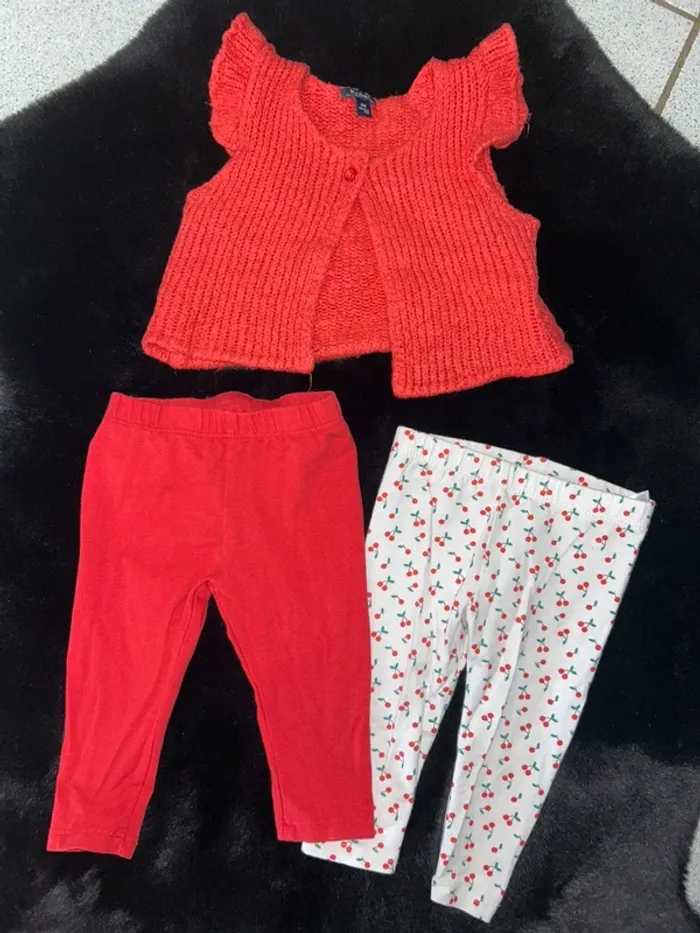 🌸Lot 2 leggings et gilet🌸