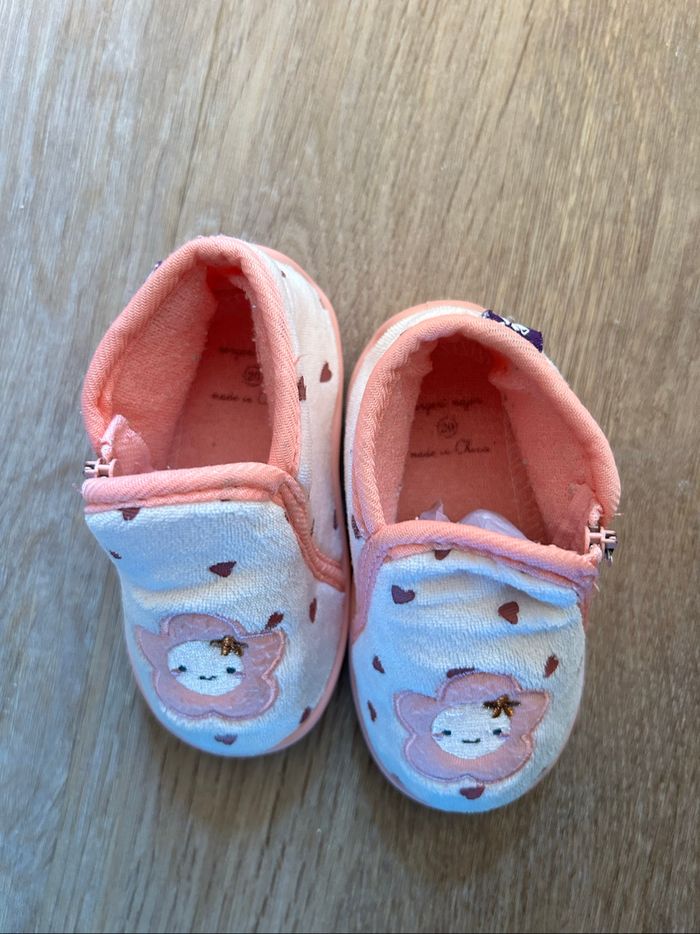 Chaussons rose - photo numéro 2