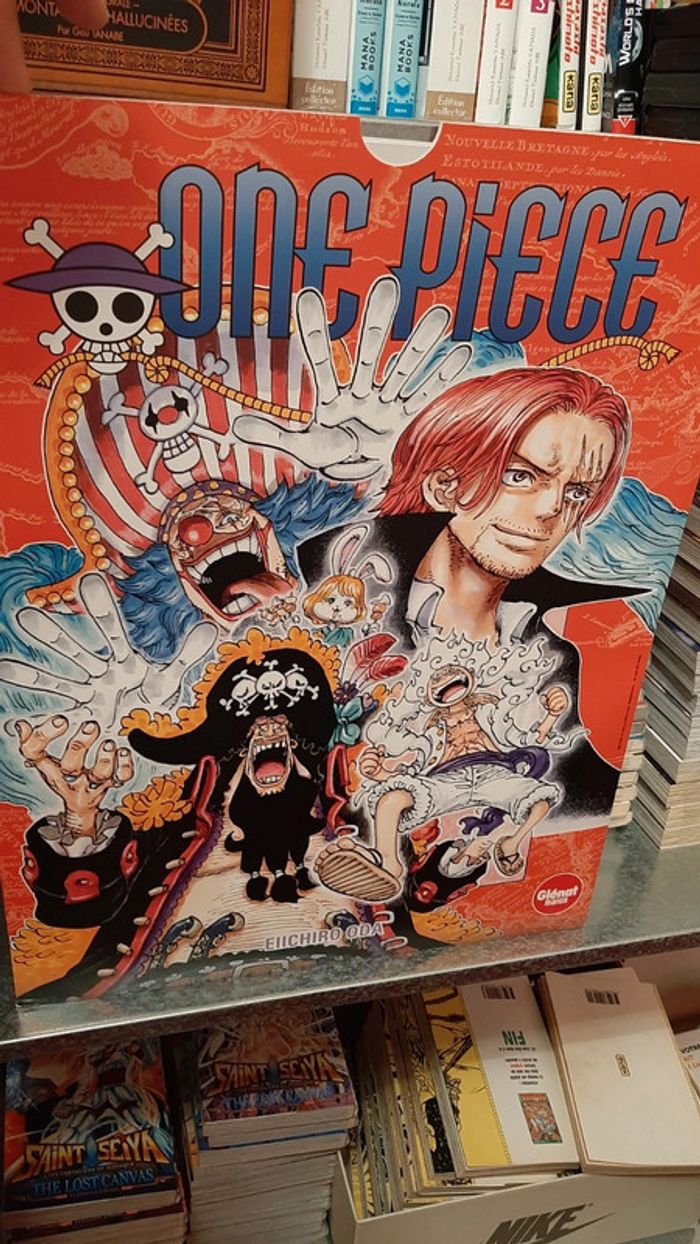 Portfolio manga One Piece de la nuit évènement pour la sortie du tome 105