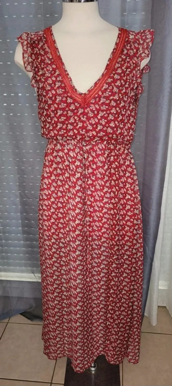 Robe fleurie longue fendue S